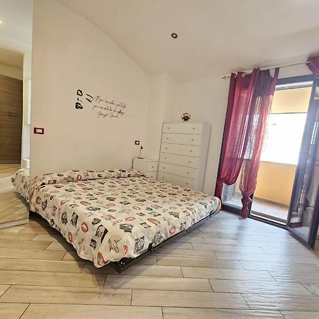 Romantico Monolocale Veranda Privata Vista Mare Reggio di Calabria Exterior photo
